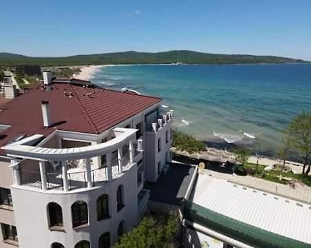 Ashram Hotel Primorszko Kültér fotó