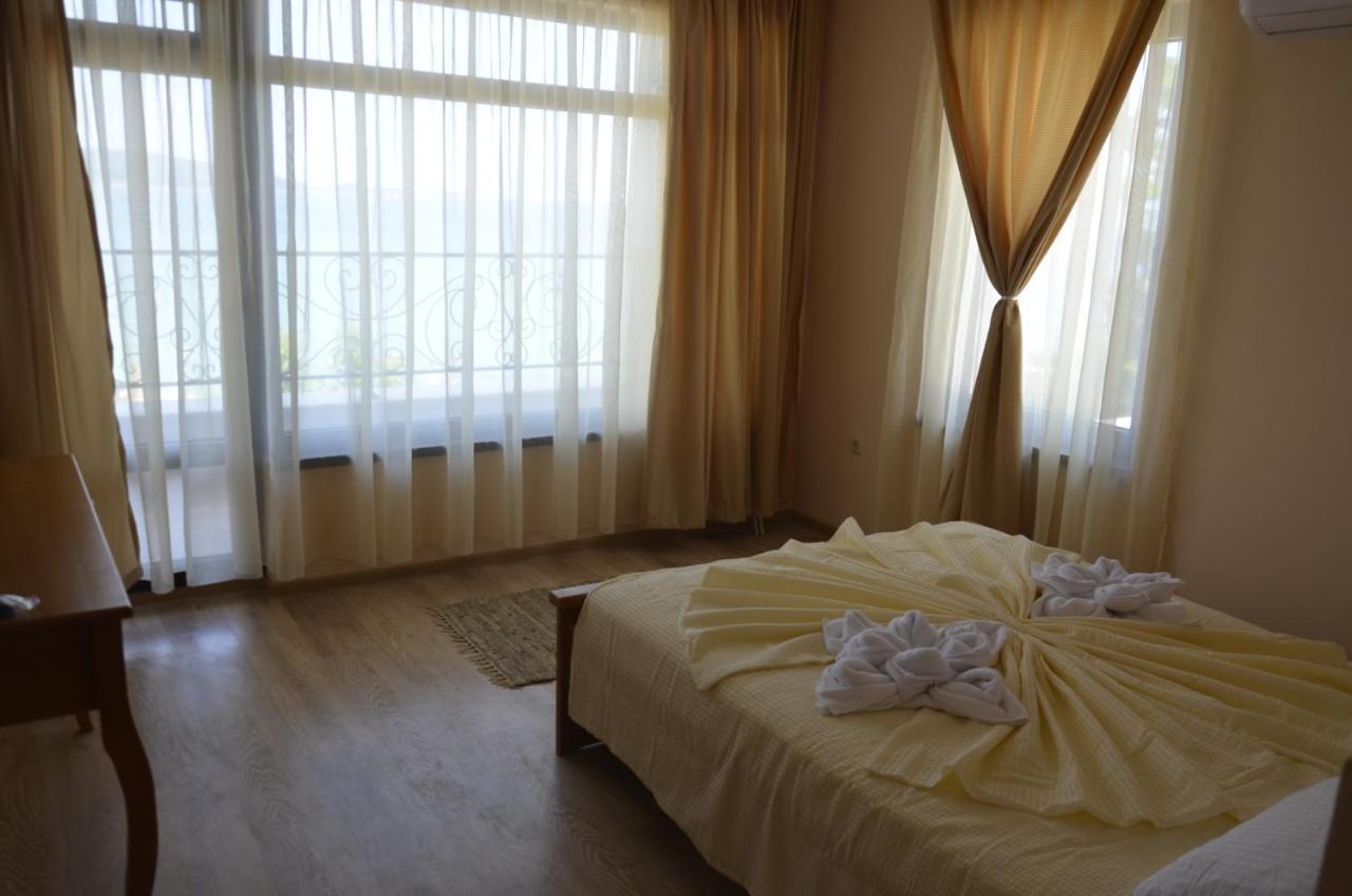Ashram Hotel Primorszko Kültér fotó